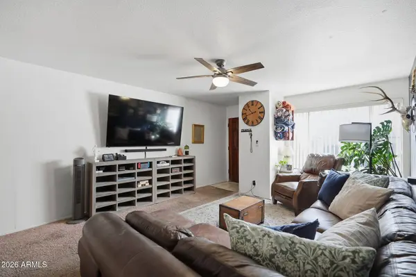 1927 E HAMPTON Avenue #207, Mesa, AZ 85204