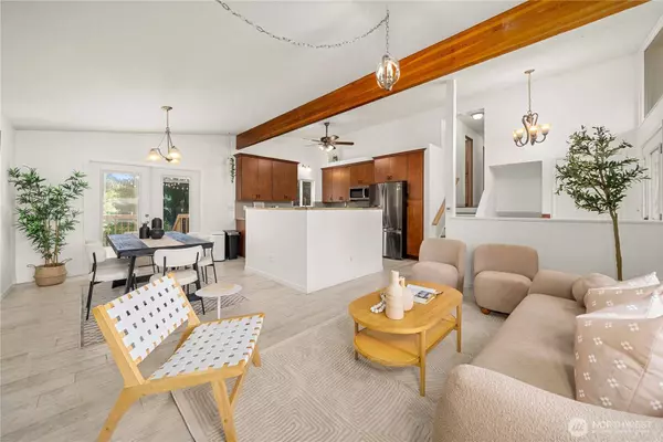 35770 27th AVE S, Federal Way, WA 98003