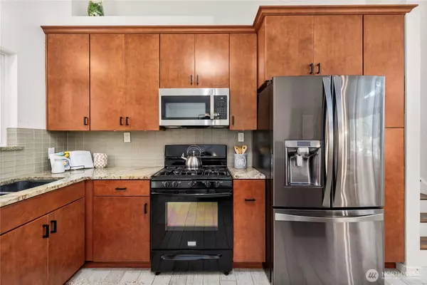 35770 27th AVE S, Federal Way, WA 98003