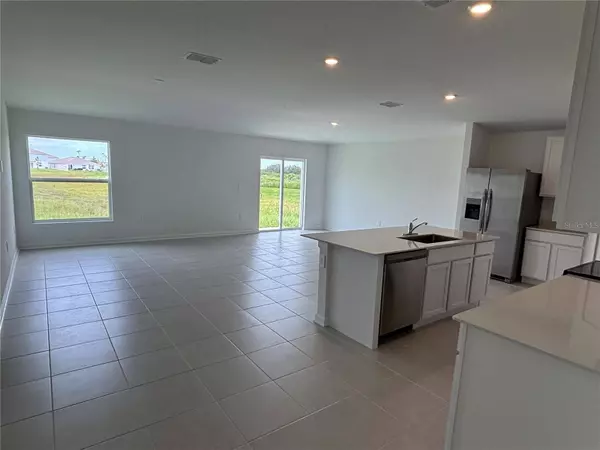 2239 CHRIS DR, Winter Haven, FL 33884