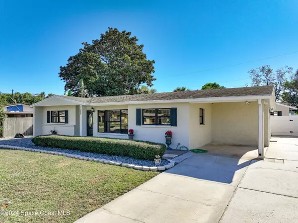 1037 Poinsetta ST, Cocoa, FL 32927