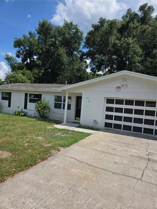 218 E 11TH ST, Apopka, FL 32703