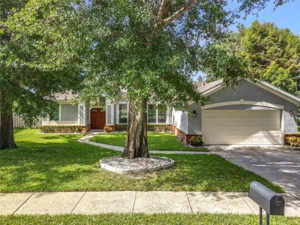 1716 SPARKLING WATER CIR, Ocoee, FL 34761