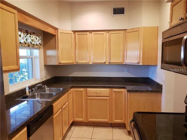 1500 ROSCOMARE AVE, Orlando, FL 32806