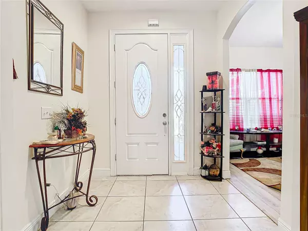 2218 W GORE ST, Orlando, FL 32805