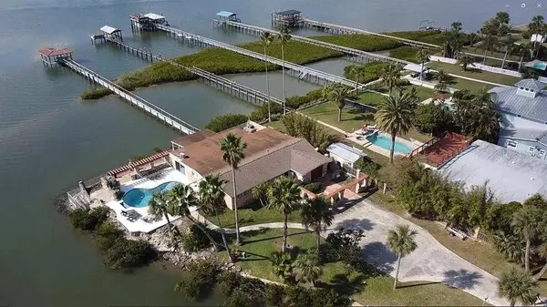 2 RICHMOND DR, New Smyrna Beach, FL 32169