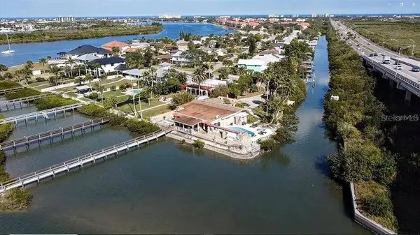2 RICHMOND DR, New Smyrna Beach, FL 32169