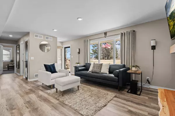 7001 Portage Road, Deforest, WI 53532