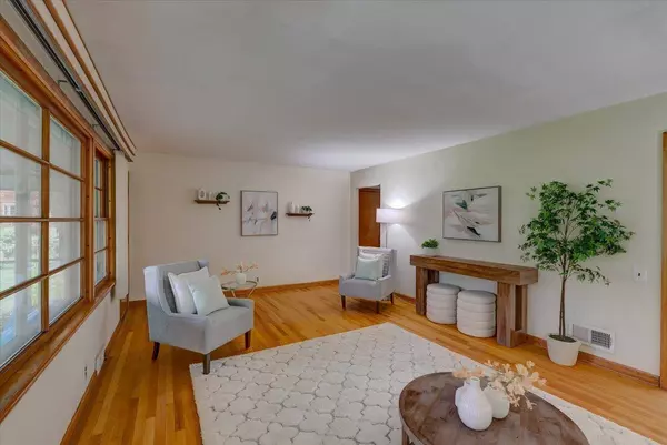 4801 Mineral Point Road, Madison, WI 53705