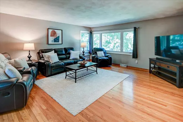 4511 Maple Lane, Windsor, WI 53598