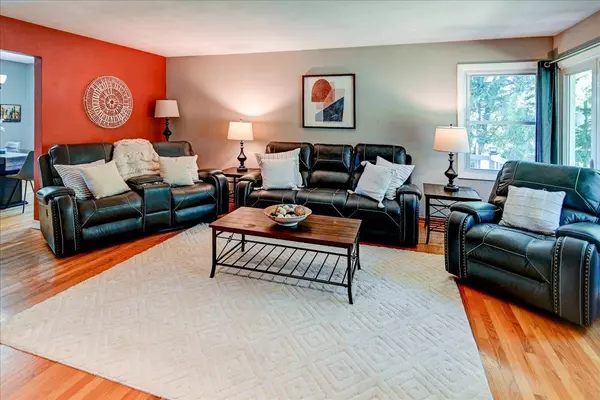 4511 Maple Lane, Windsor, WI 53598