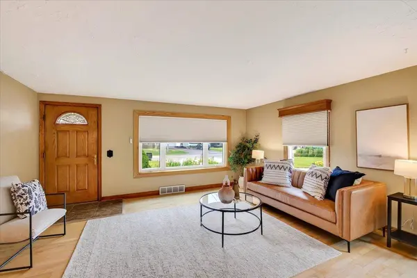 3814 Ridgeway Avenue, Madison, WI 53710-4