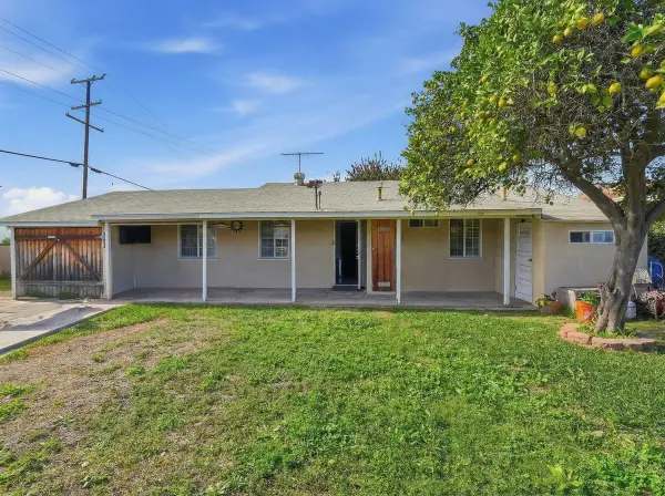 12830 Dunrobin Ave, Downey, CA 90242-4936