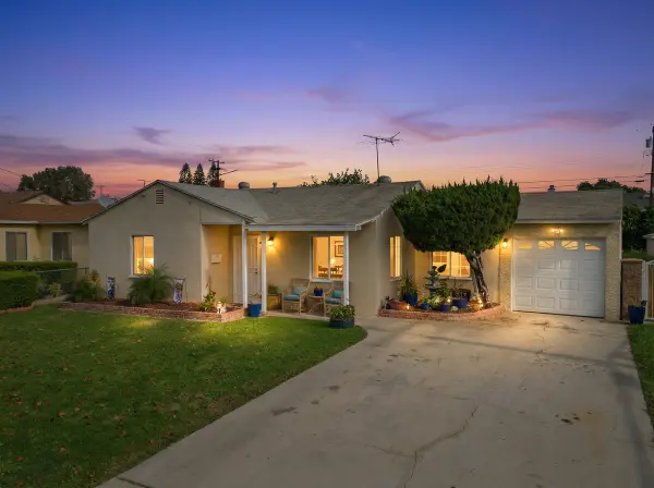 12830 Dunrobin Ave, Downey, CA 90242-4936