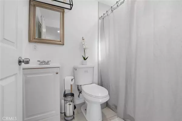 745 N N Vine St, Anaheim, CA 92805