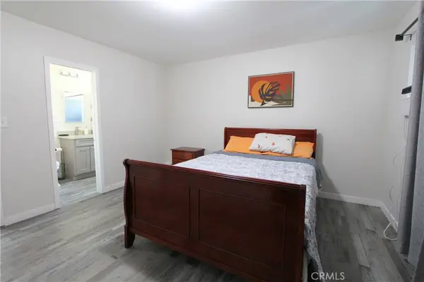 4822 Live Oak St, Cudahy, CA 90201