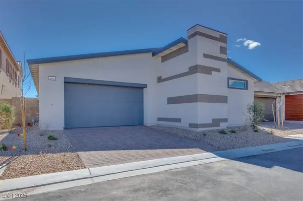 990 Golden Sands Drive, Las Vegas, NV 89128
