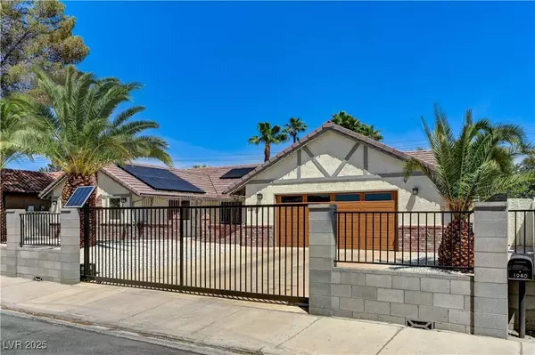 1940 Canterbury DR, Las Vegas, NV 89119