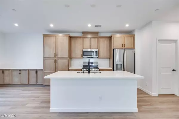 11946 Glide Reflection AVE, Las Vegas, NV 89138