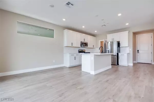 10448 Smokey Mariposa, Las Vegas, NV 89166