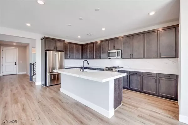 10184 Juniper Valley ST, Las Vegas, NV 89166