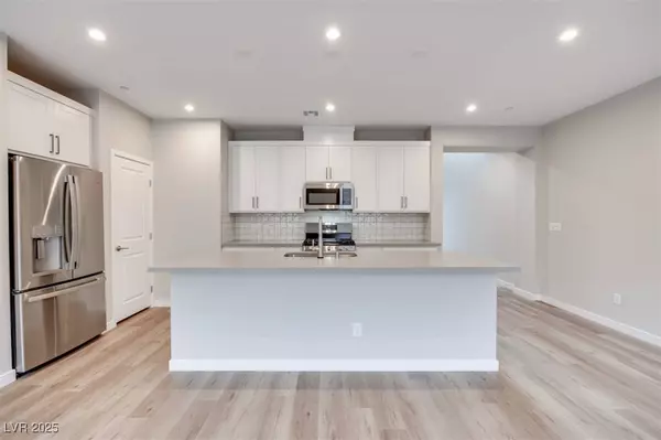 11922 Glide Reflection AVE, Las Vegas, NV 89138