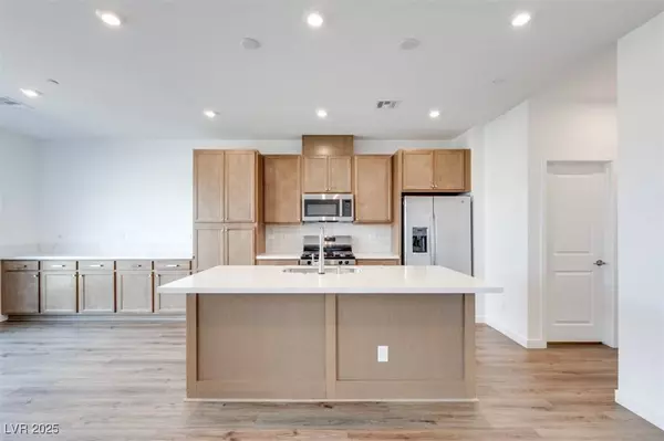 4344 Tallow Falls AVE, Las Vegas, NV 89141