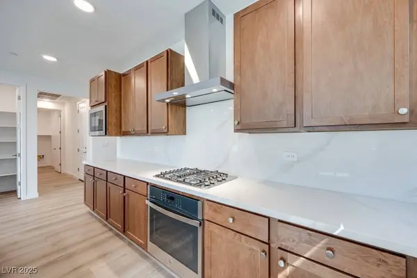 10326 Hale AVE, Las Vegas, NV 89166