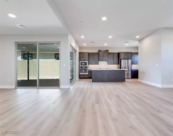 12170 Pink Sunrise ST, Las Vegas, NV 89138