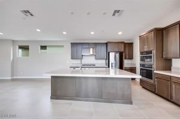 10408 Peako Hills AVE, Las Vegas, NV 89166