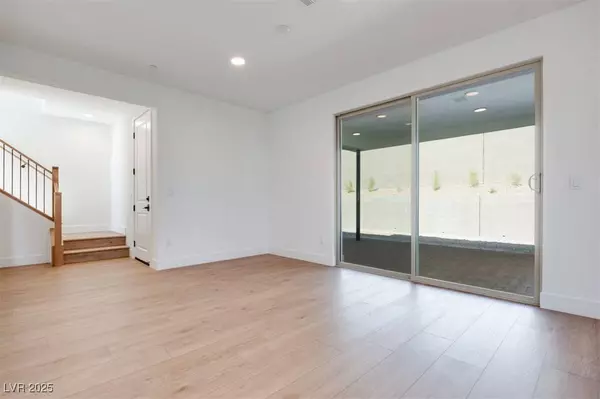 12186 Pink Sunrise ST, Las Vegas, NV 89138