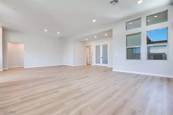 10350 Hanging Lake ST, Las Vegas, NV 89166