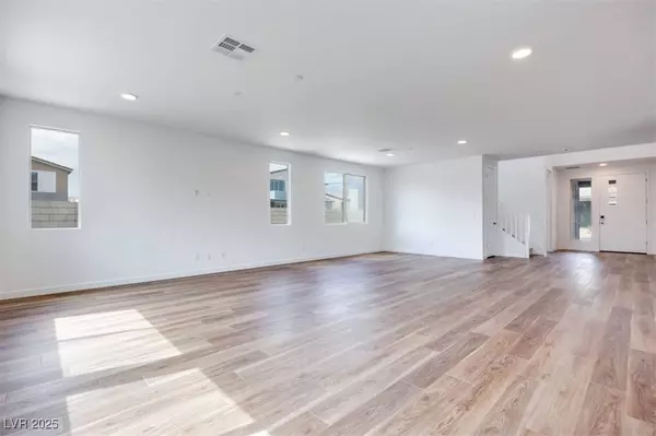 9217 Frazer ST, Las Vegas, NV 89166