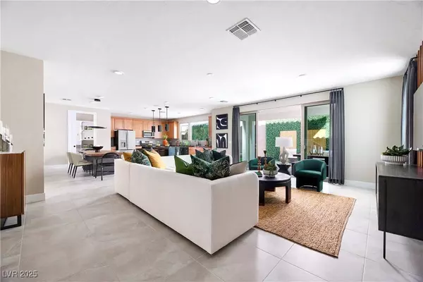 1208 Crimson Sunbird ST, North Las Vegas, NV 89084