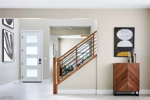 1208 Crimson Sunbird ST, North Las Vegas, NV 89084