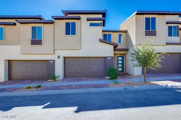 11899 Angle Cliff AVE, Las Vegas, NV 89138