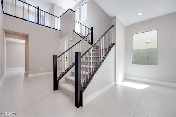 10481 Smokey Mariposa AVE, Las Vegas, NV 89166