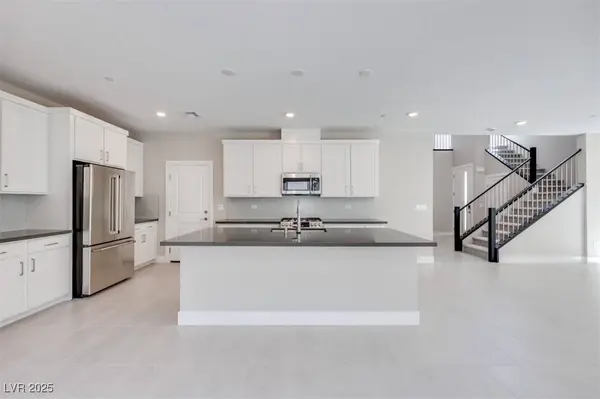 10481 Smokey Mariposa AVE, Las Vegas, NV 89166