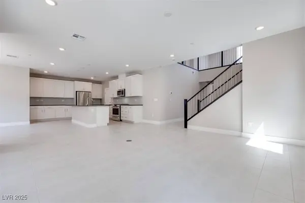 10481 Smokey Mariposa AVE, Las Vegas, NV 89166