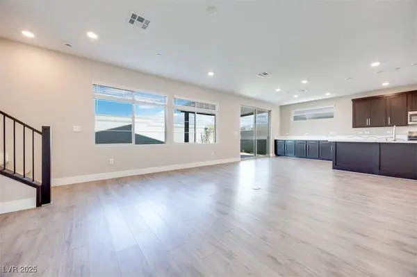 10432 Smokey Mariposa, Las Vegas, NV 89166