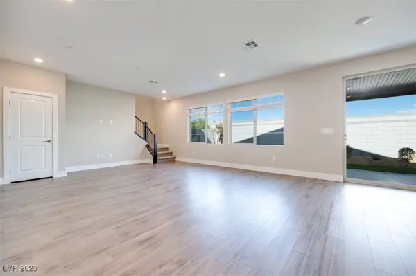 10432 Smokey Mariposa, Las Vegas, NV 89166