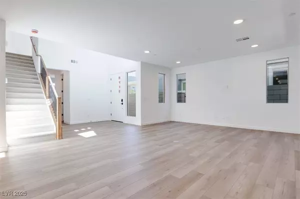 9240 Simon ST, Las Vegas, NV 89166