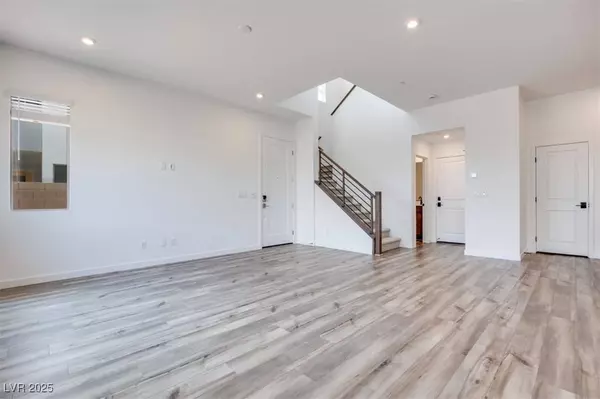 4328 Tallow Falls AVE, Las Vegas, NV 89141