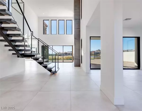 65 Bellissima Lago CT, Henderson, NV 89011