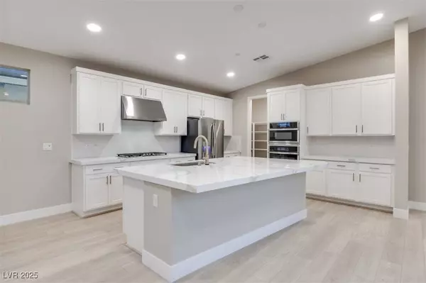 10349 Mulberry Crest AVE, Las Vegas, NV 89166