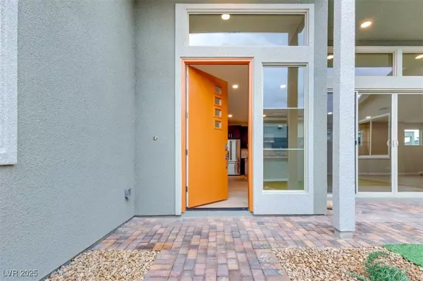 10325 Mulberry Crest AVE, Las Vegas, NV 89166