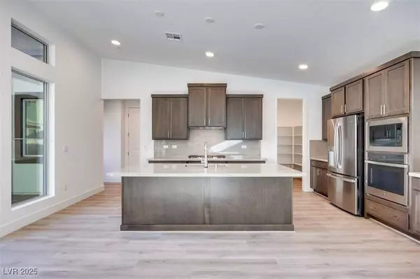 1031 Soaring Sage AVE, Las Vegas, NV 89138