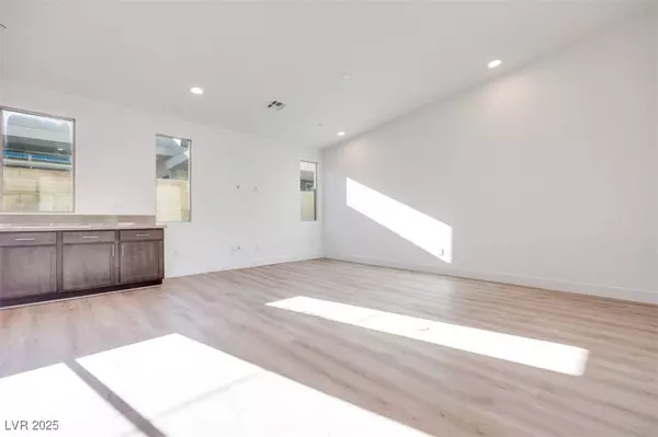 1031 Soaring Sage AVE, Las Vegas, NV 89138