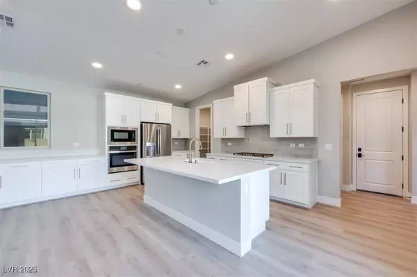 1030 Soaring Sage AVE, Las Vegas, NV 89138