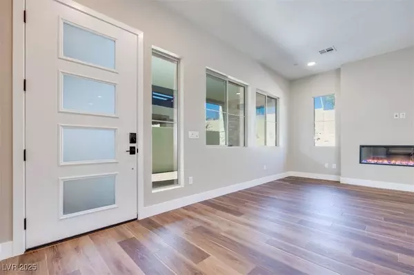 1081 Soaring Sage AVE, Las Vegas, NV 89138